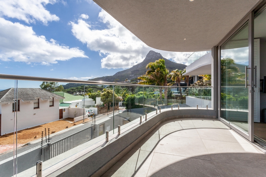 To Let 4 Bedroom Property for Rent in Camps Bay Western Cape